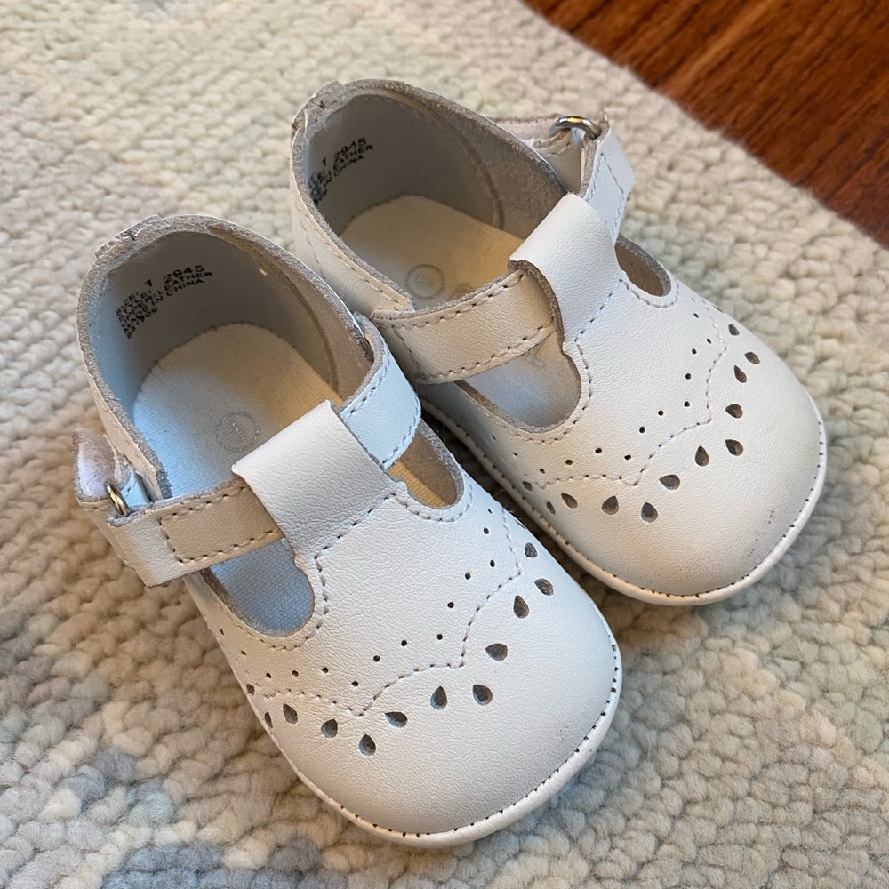 White Angels Size 1